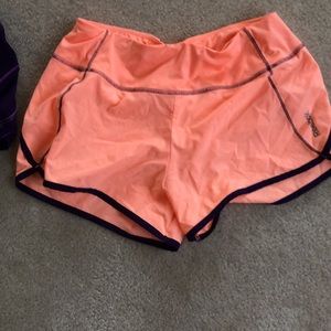 6 Speed shorts Reebok and Easy Movement size small